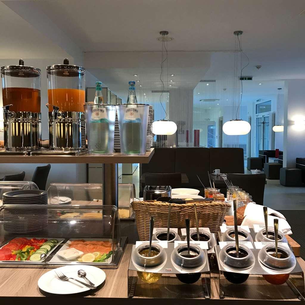 Hotel Conti Duisburg - Partner Of Sorat Hotels Restaurant photo